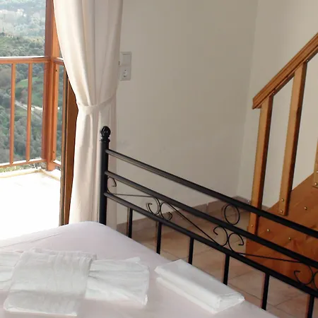 Aori Hillside Apartment *